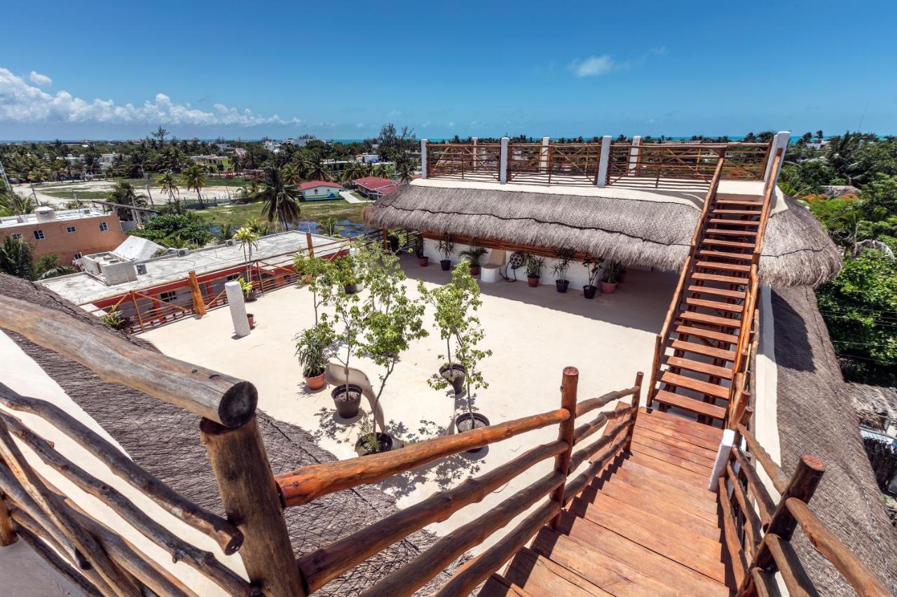 Tropical Suites By Mij Isla Holbox Buitenkant foto