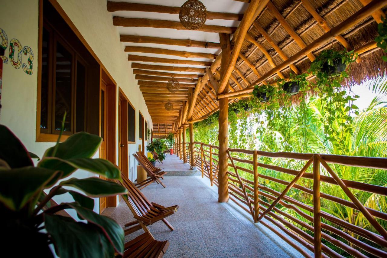 Tropical Suites By Mij Isla Holbox Buitenkant foto