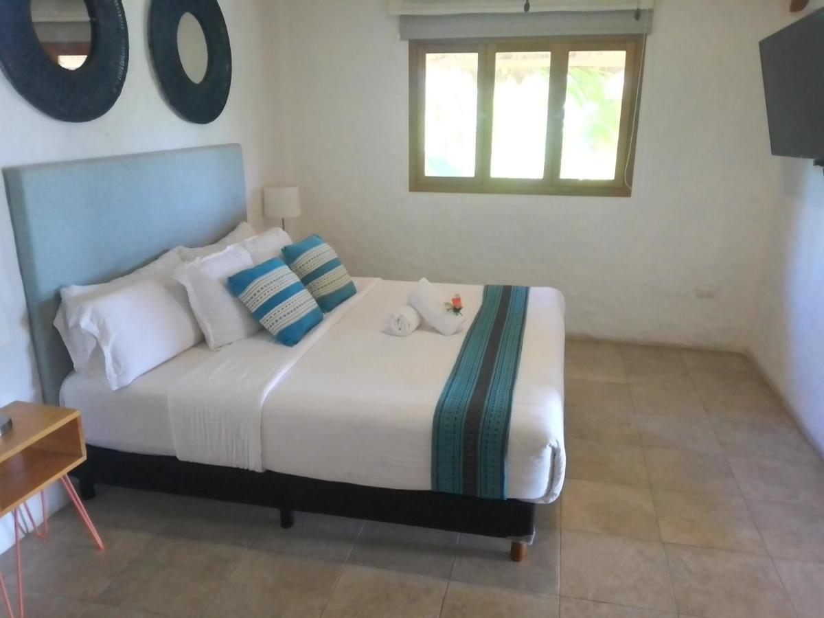 Tropical Suites By Mij Isla Holbox Buitenkant foto
